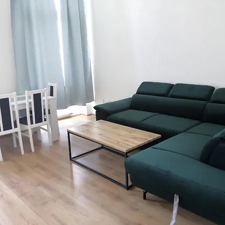 Brand New Apartment *